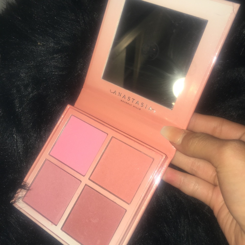 Anastasia Beverly Hills Blush Kit